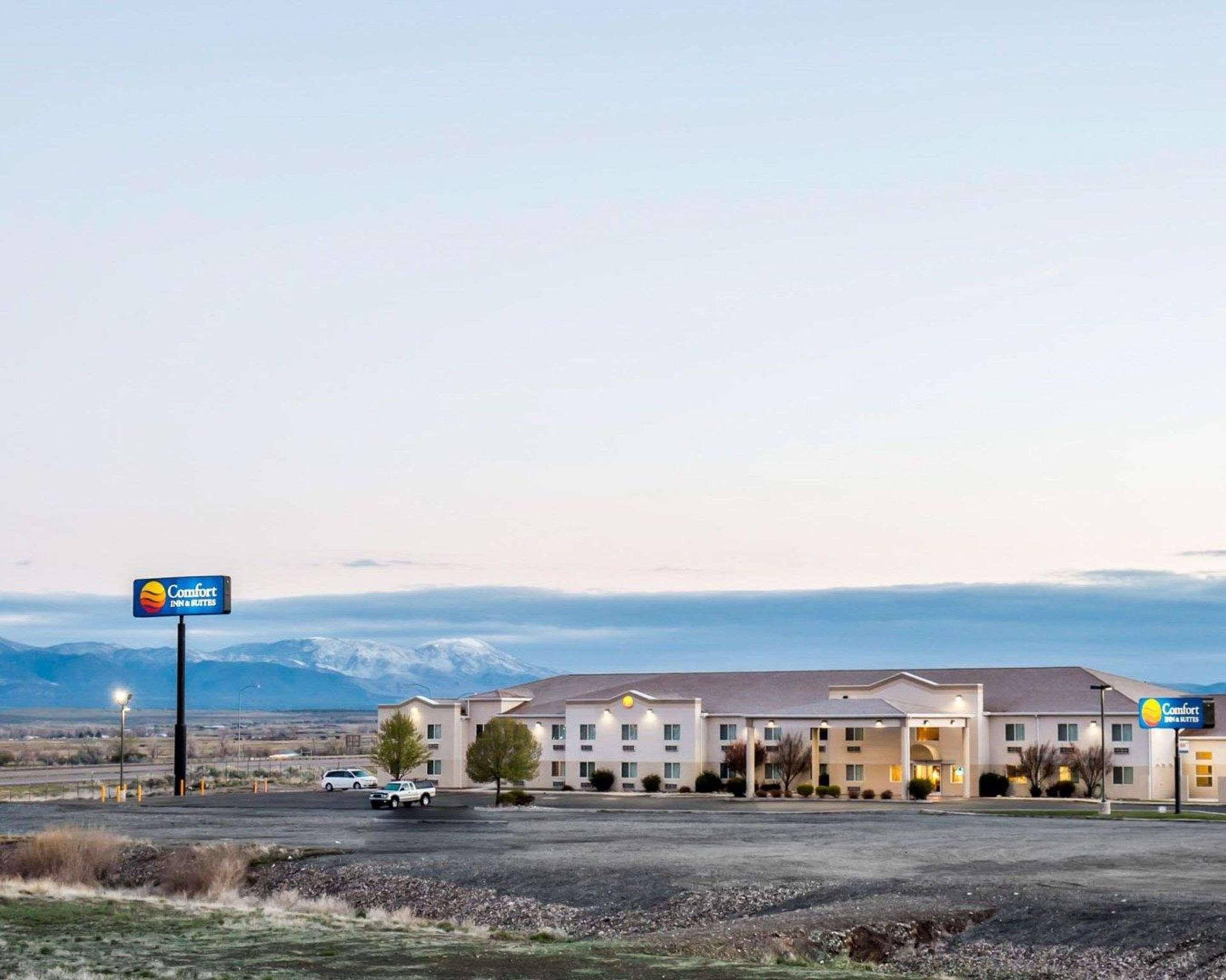 Comfort Inn & Suites Beaver - Interstate 15 North Exterior photo