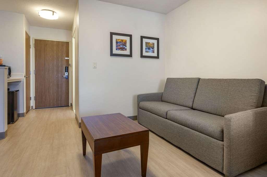Comfort Inn & Suites Beaver - Interstate 15 North Room photo
