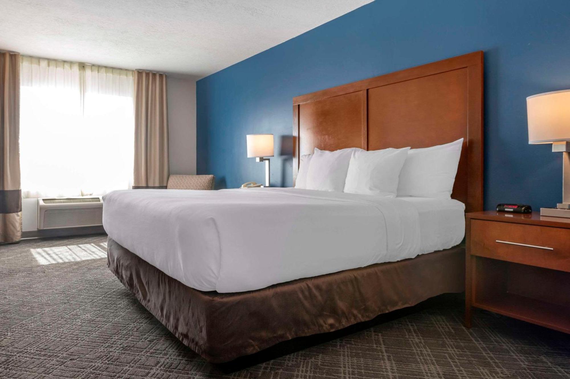 Comfort Inn & Suites Beaver - Interstate 15 North Exterior photo