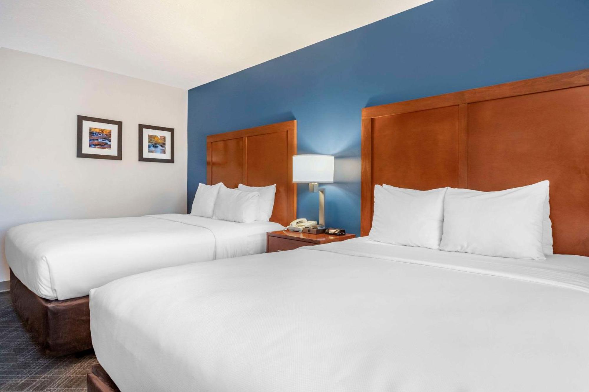 Comfort Inn & Suites Beaver - Interstate 15 North Exterior photo