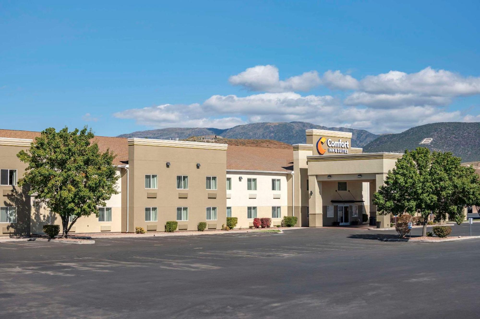 Comfort Inn & Suites Beaver - Interstate 15 North Exterior photo