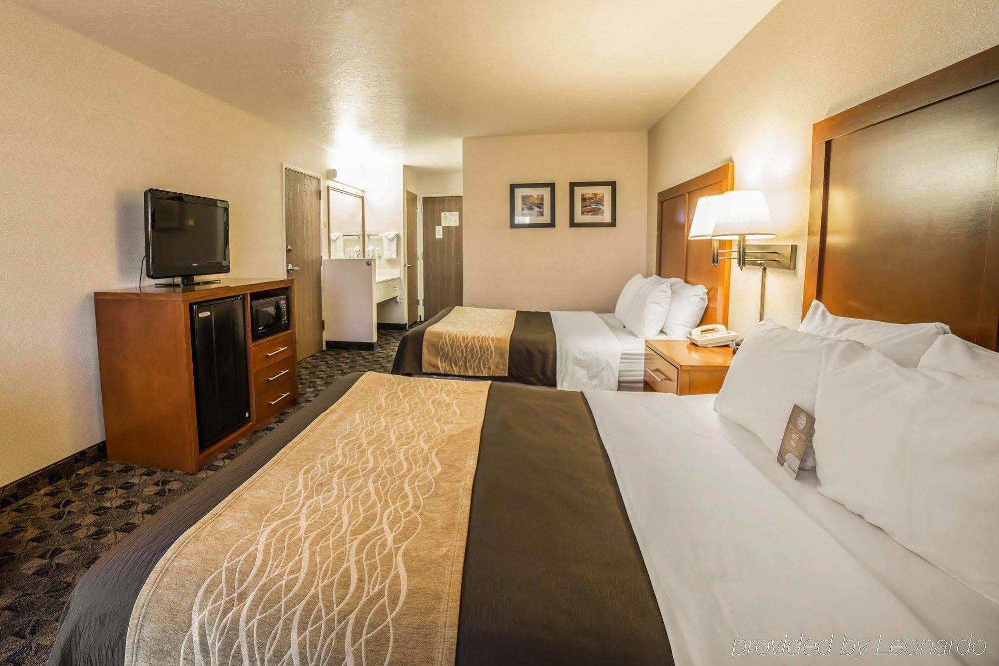 Comfort Inn & Suites Beaver - Interstate 15 North Exterior photo
